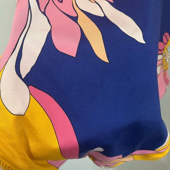 Trina Turk Floral Ruffle One Piece Swimsuit Navy Wire Free Size 14 Resort Vacay - Picture 9 of 9